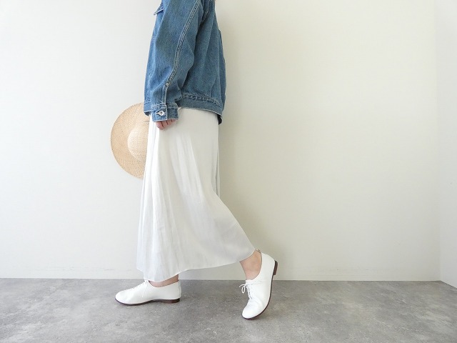 DONEEYU(ドニーユ) 割繊パウダーサテンギャザースカンツの商品画像5