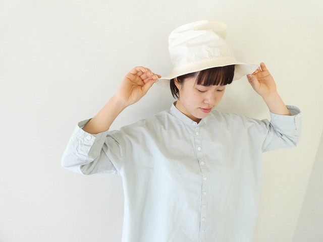 grin(グリン) コットンリネンダンプつぶつぶボタンシャツの商品画像2