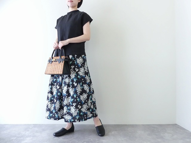 LAITERIE(レイトリー) リユールリネンボトルネックプルオーバーの商品画像2