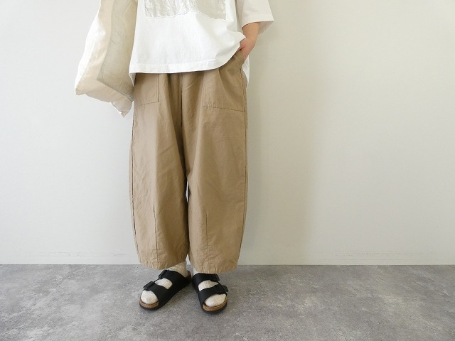 prit(プリット) コットンリネンバックサテン裾ダーツベイカーパンツの商品画像2