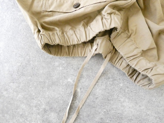 prit(プリット) コットンリネンバックサテン裾ダーツベイカーパンツの商品画像46