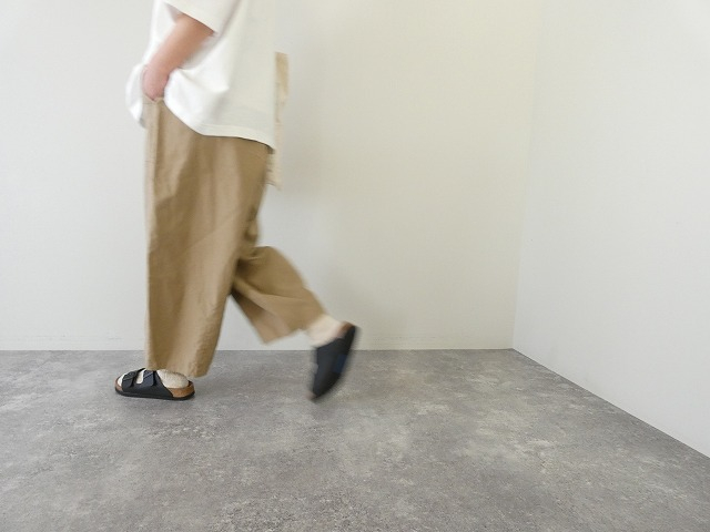 prit(プリット) コットンリネンバックサテン裾ダーツベイカーパンツの商品画像6