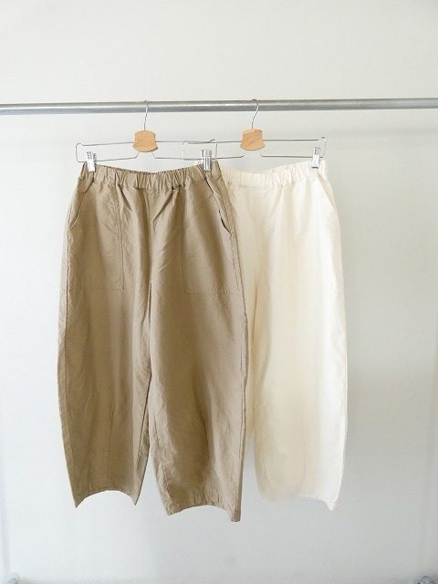 prit(プリット) コットンリネンバックサテン裾ダーツベイカーパンツの商品画像9
