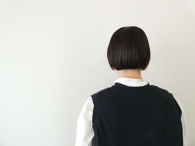 prit(プリット) 強撚引き揃え天竺リネンコットンランダムドット刺繍切替プルオーバーベストの商品画像7