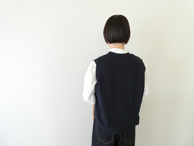 prit(プリット) 強撚引き揃え天竺リネンコットンランダムドット刺繍切替プルオーバーベストの商品画像9