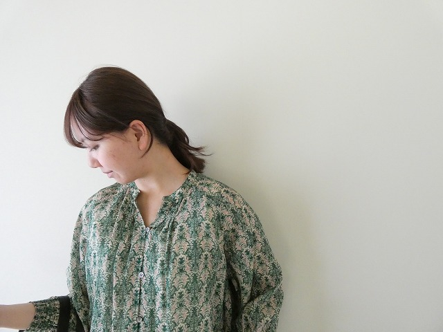 NOMBRE IMPAIR(ノンブルアンペール) シアーアラベスクプリントピンタックブラウスの商品画像7