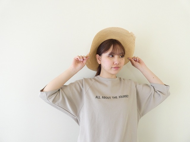 BLUE LAKE MARKET(ブルーレイクマーケット) ハニカムメッシュ ラグランスリーブプリントプルオーバーの商品画像1