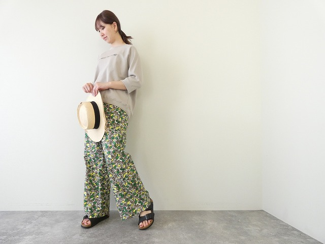 BLUE LAKE MARKET(ブルーレイクマーケット) ハニカムメッシュ ラグランスリーブプリントプルオーバーの商品画像2