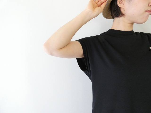 Gymphlex(ジムフレックス) INTER LOCKクルーネックスリーブレスドレスの商品画像4