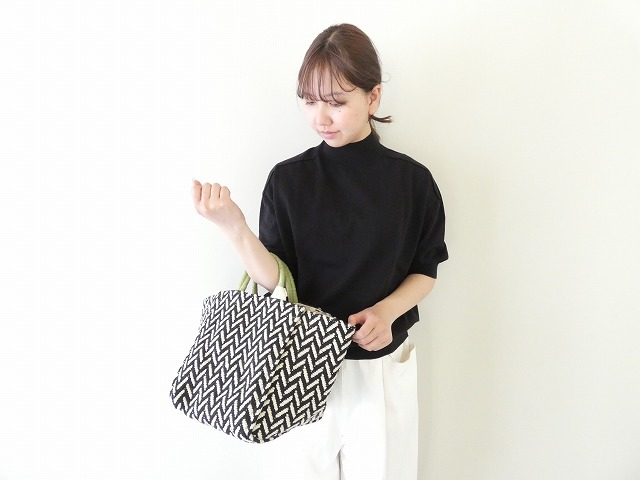beej(ビージ) Square Busket bagの商品画像1