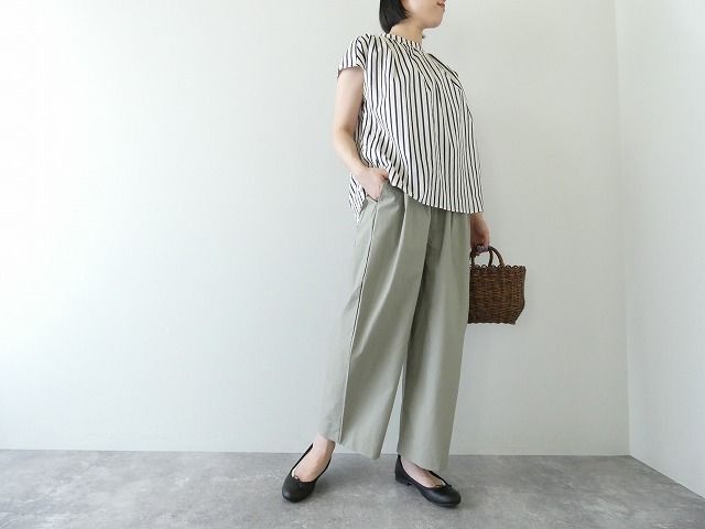 MidiUmi(ミディウミ) ワイドイージーパンツの商品画像1