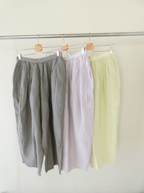 ROBE de PEAU(ローブ デ ポー) リネンカミーユタックパンツの商品画像10