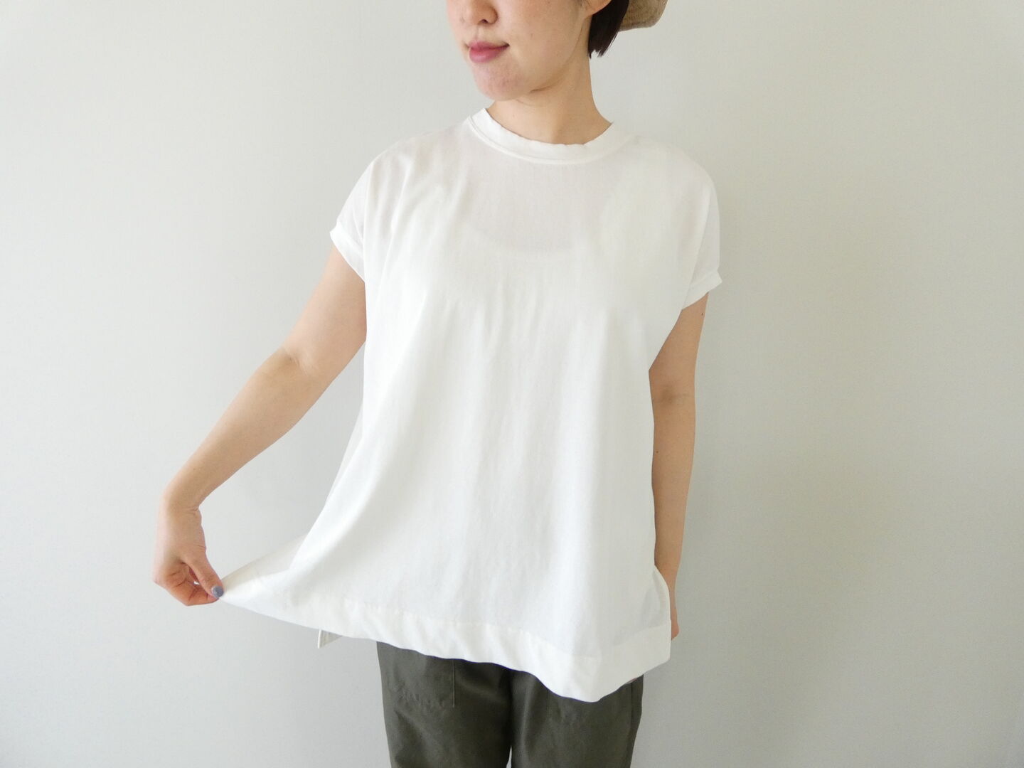 ichiAntiquite's(イチアンティークス) スリーブレスプルオーバーの商品画像1