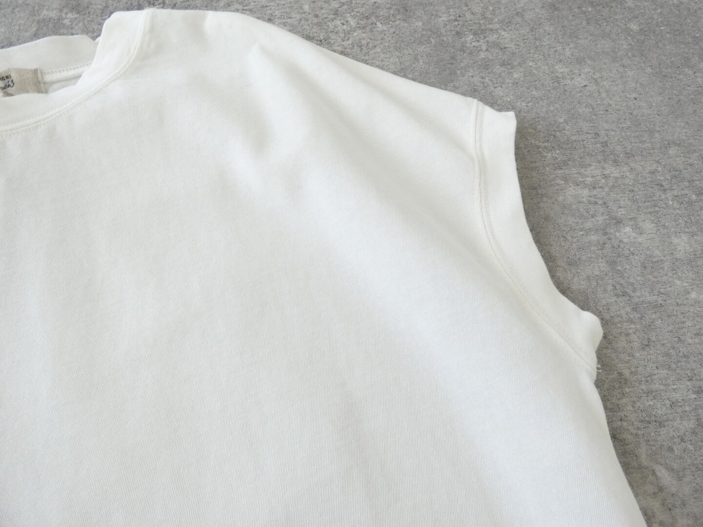 ichiAntiquite's(イチアンティークス) スリーブレスプルオーバーの商品画像45