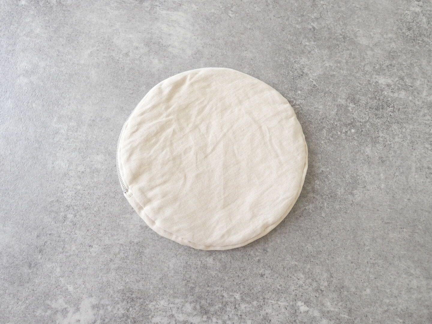 R&D.M.Co-(オールドマンズテーラー) EMBROIDERY CIRCLE POUCH L-sizeの商品画像3