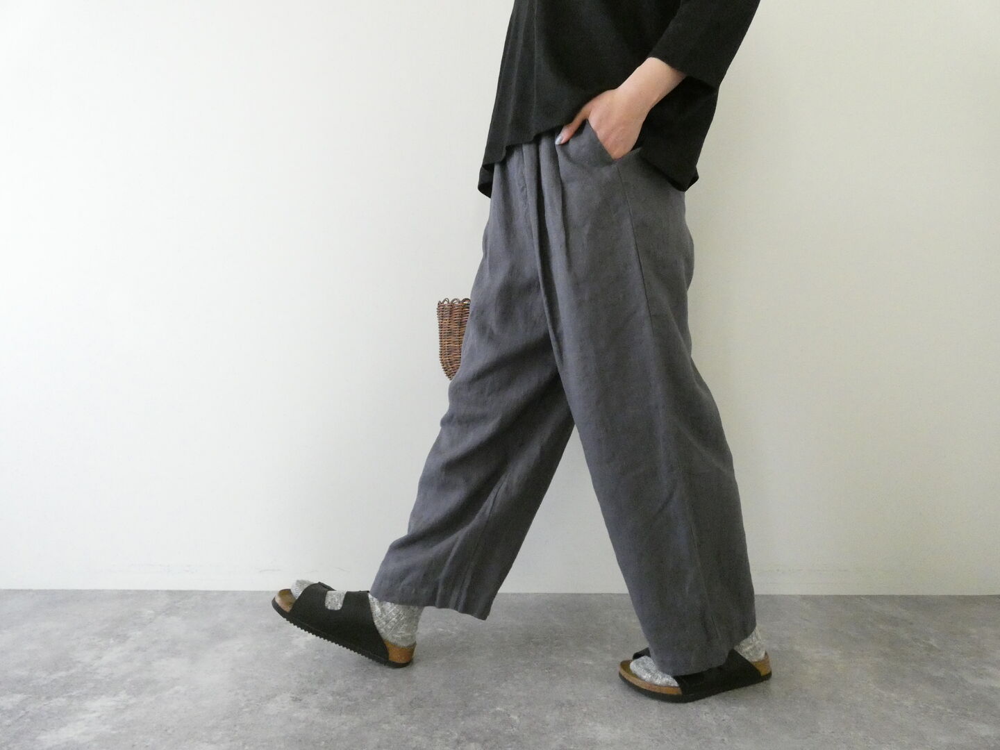 TRAVAIL MANUEL(トラバイユマニュアル) フレンチリネンツイル2タックトラウザーズの商品画像5