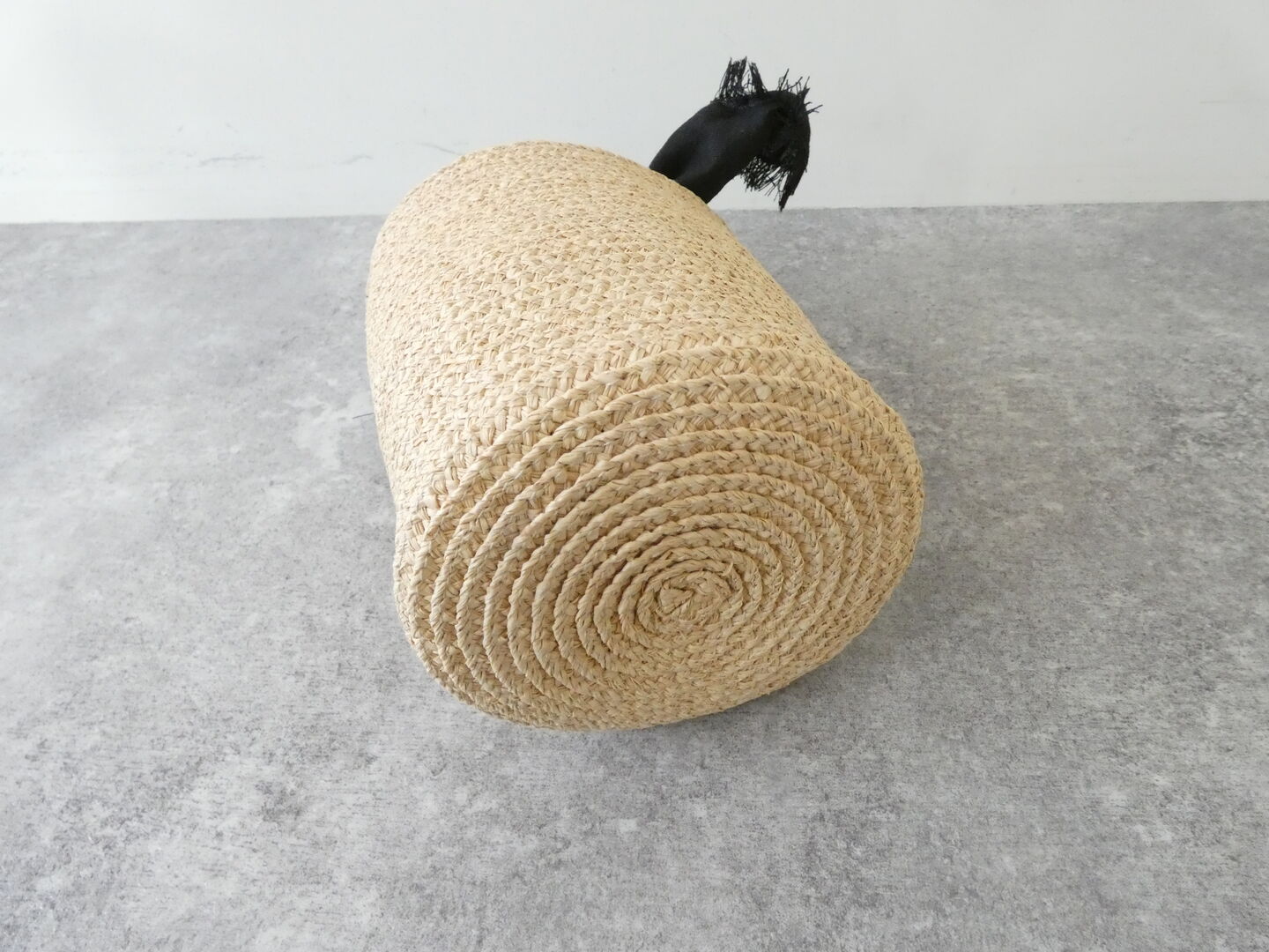 shs フリンジがアクセント ラフィアブレードのワンハンドルバッグの商品画像8