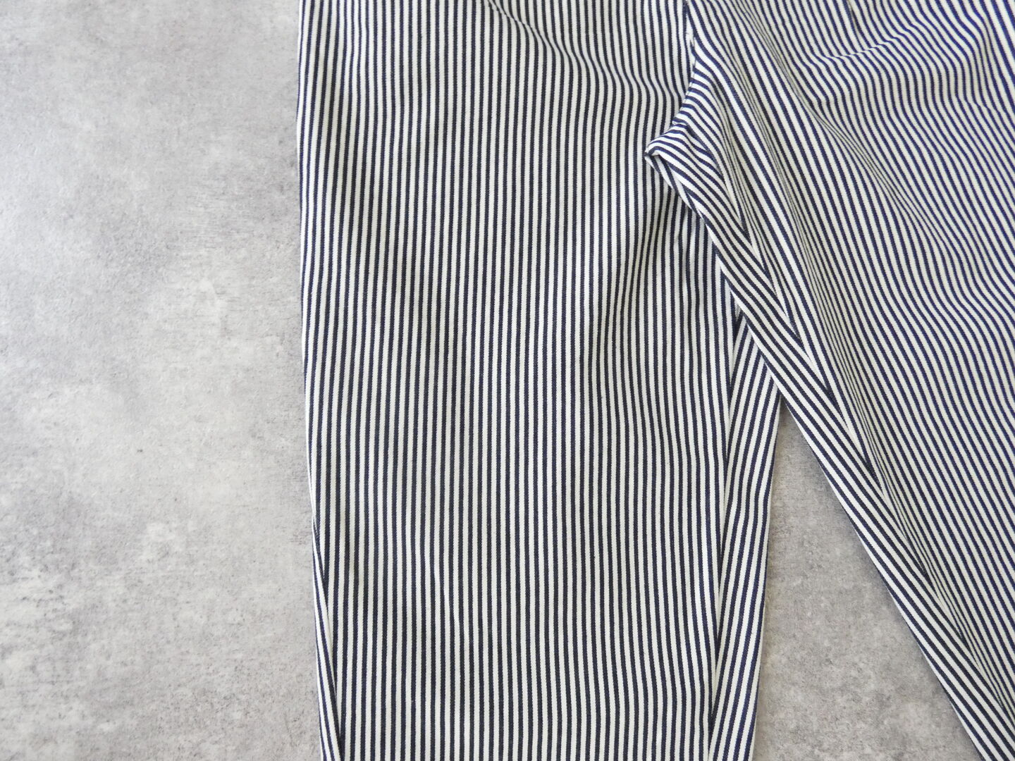 Hands of creation(ハンズオブクリエイション) ヒッコリーデニムバレルパンツの商品画像23