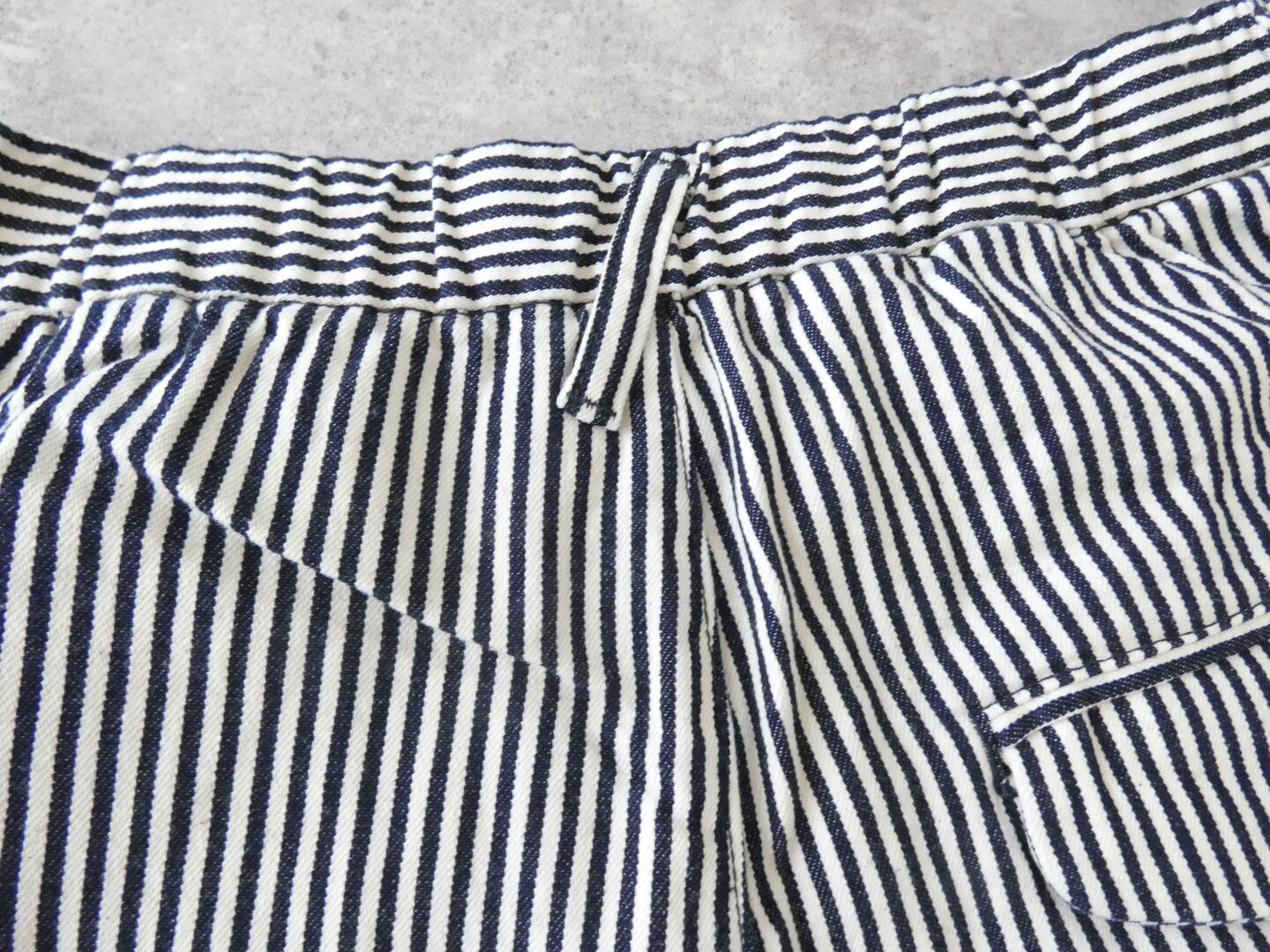 Hands of creation(ハンズオブクリエイション) ヒッコリーデニムバレルパンツの商品画像28