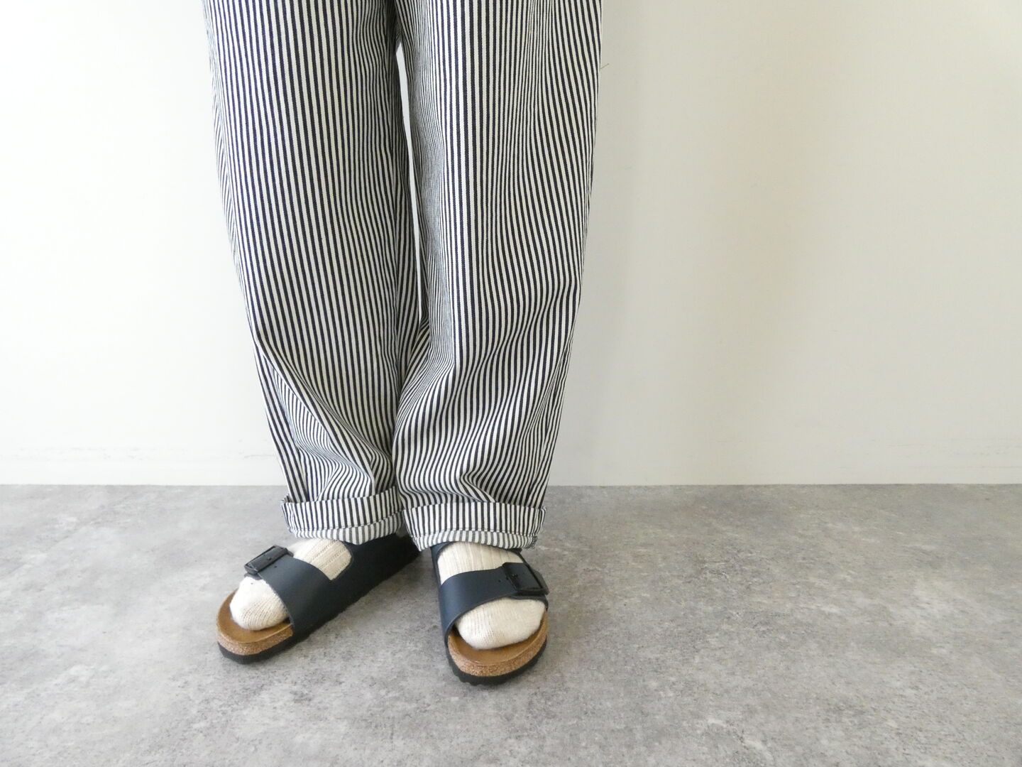 Hands of creation(ハンズオブクリエイション) ヒッコリーデニムバレルパンツの商品画像5