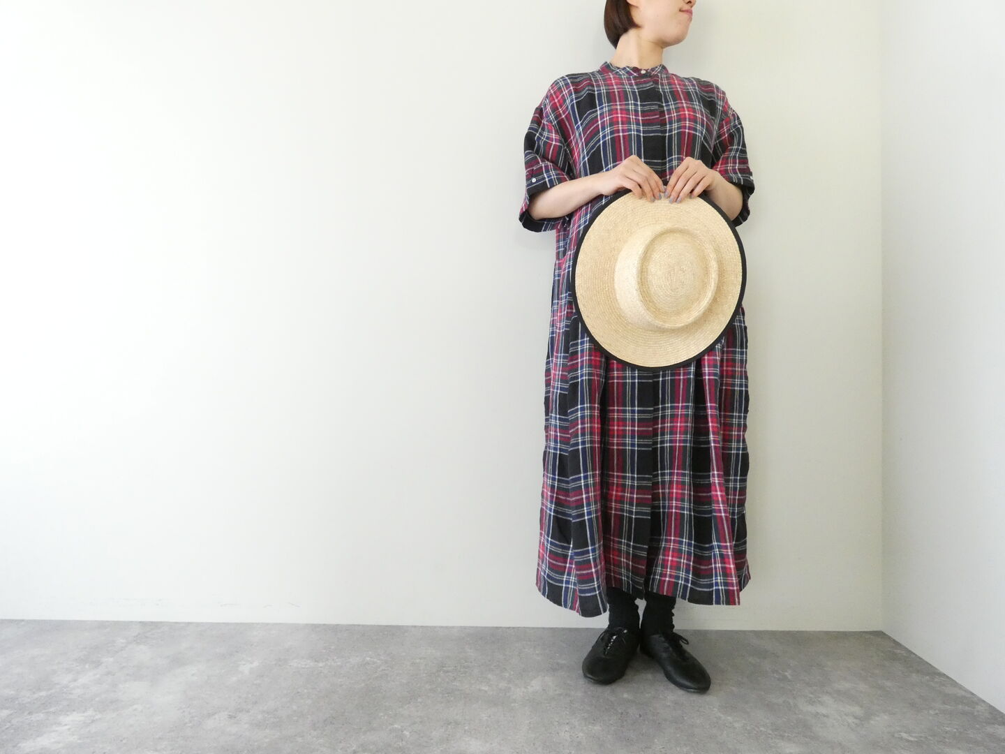 OUVERT(ウーヴェル) すてきなおとなのタータン折り返しカフスタックワンピースの商品画像2