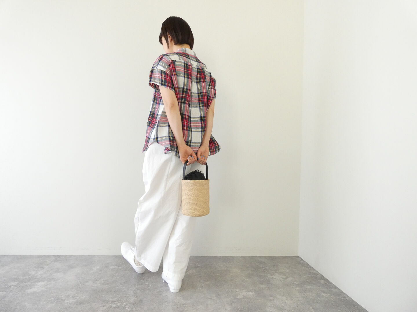 OUVERT(ウーヴェル) すてきなおとなのタータンレギュラーカラーフレンチシャツの商品画像1