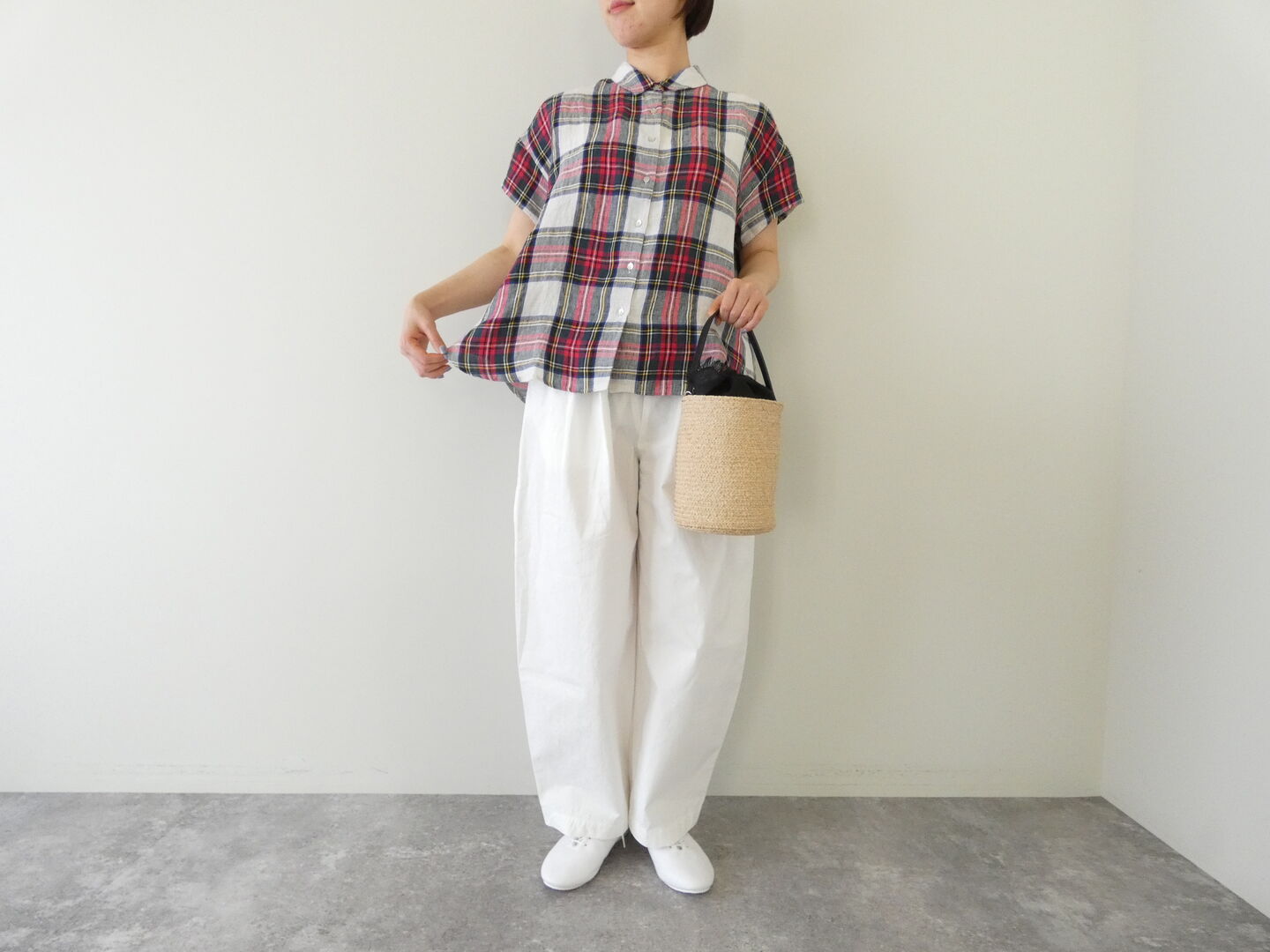 OUVERT(ウーヴェル) すてきなおとなのタータンレギュラーカラーフレンチシャツの商品画像4