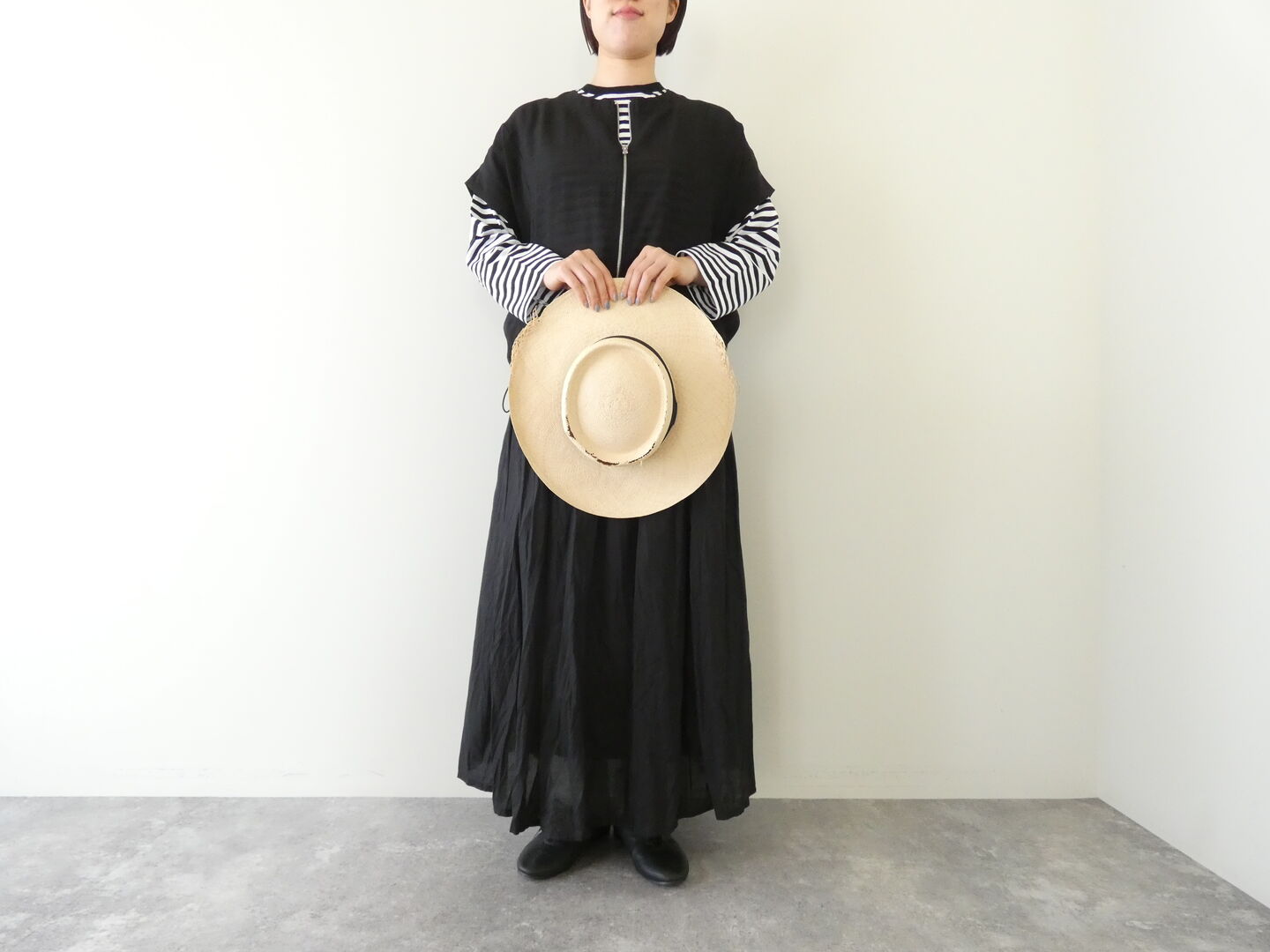 SOUFFLE シアーリネン混ナイロンフレンチベストの商品画像1