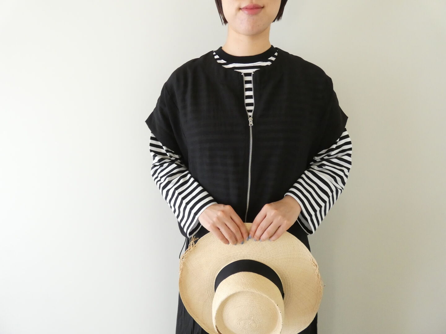 SOUFFLE シアーリネン混ナイロンフレンチベストの商品画像2