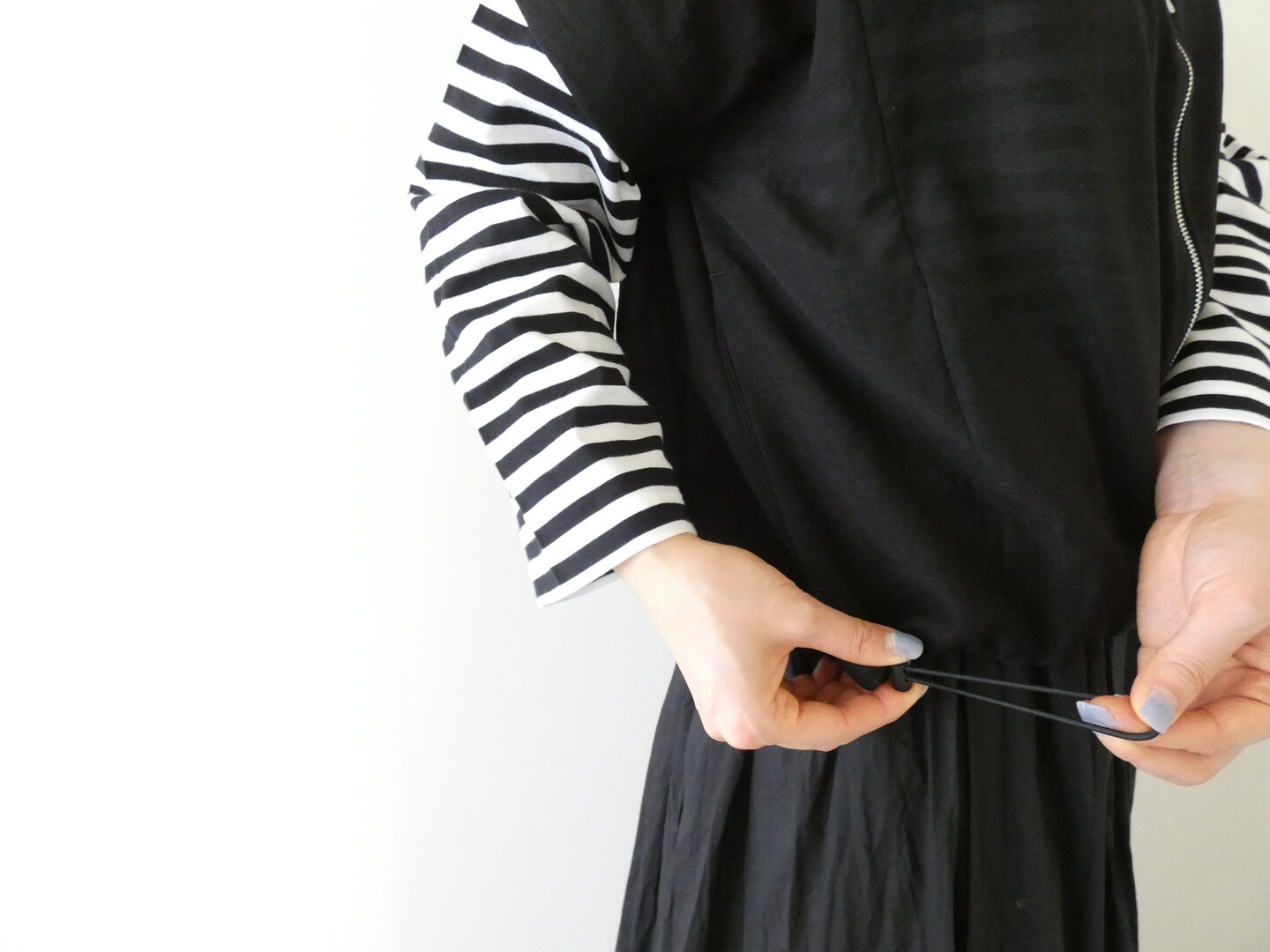 SOUFFLE シアーリネン混ナイロンフレンチベストの商品画像6