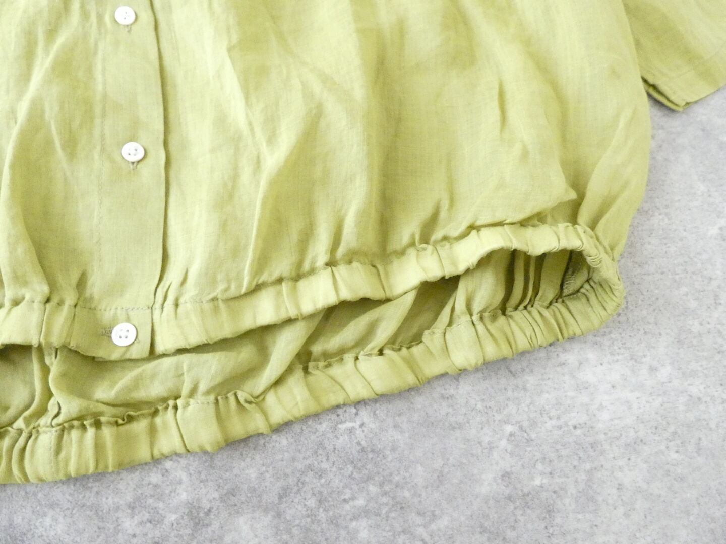 SOUFFLE シアーリネン裾ギャザーブラウスの商品画像32