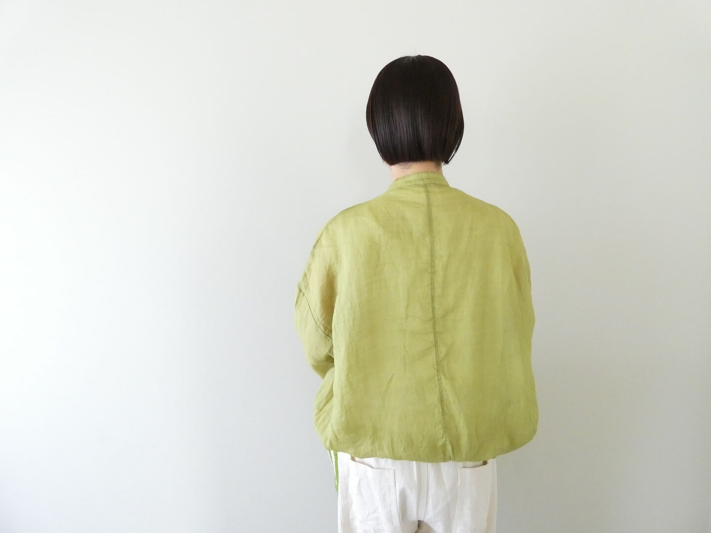 SOUFFLE シアーリネン裾ギャザーブラウスの商品画像4