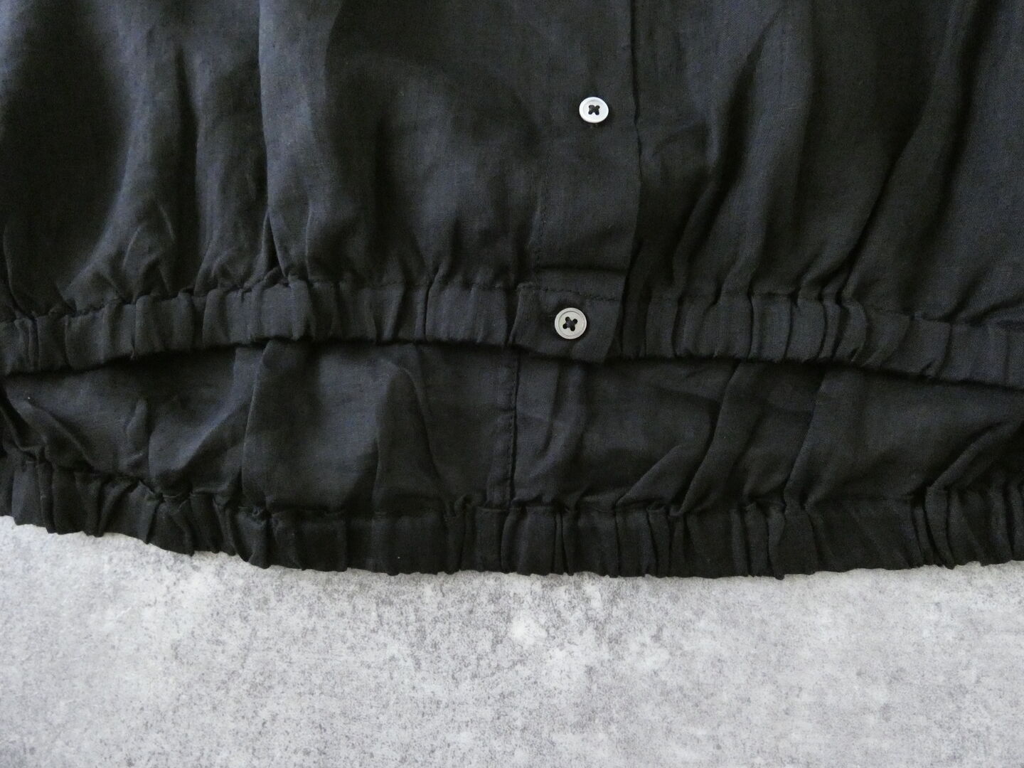 SOUFFLE シアーリネン裾ギャザーブラウスの商品画像47