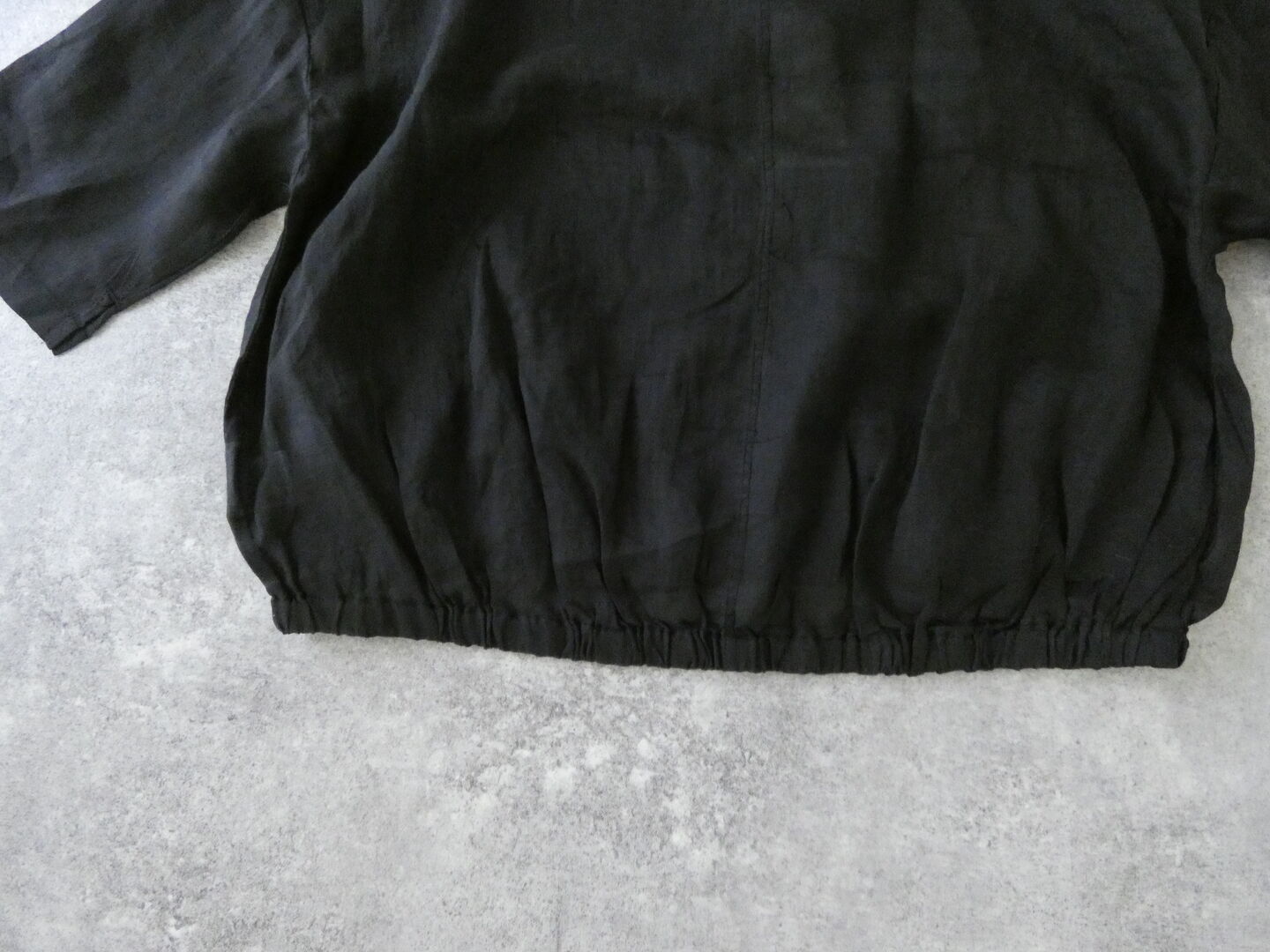 SOUFFLE シアーリネン裾ギャザーブラウスの商品画像49