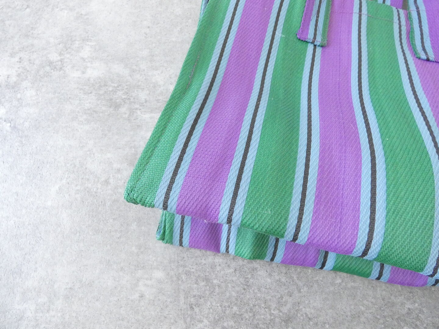 shs アウトドアシーンにもおすすめ サニーストライプのトートバッグの商品画像23