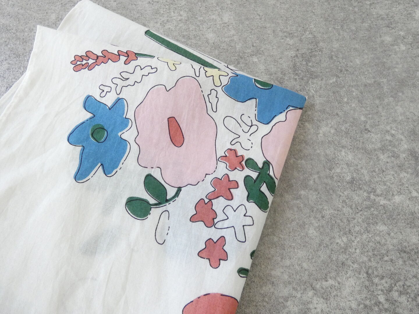 shs タペストリーでも楽しめる フラワーブーケ柄ハンカチの商品画像25