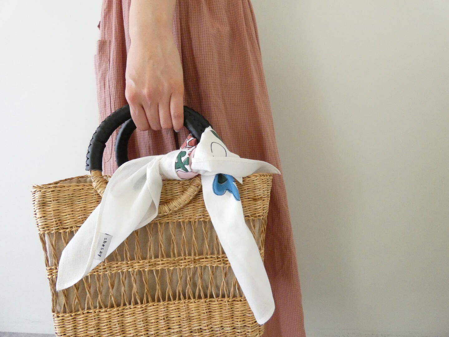 shs タペストリーでも楽しめる フラワーブーケ柄ハンカチの商品画像6