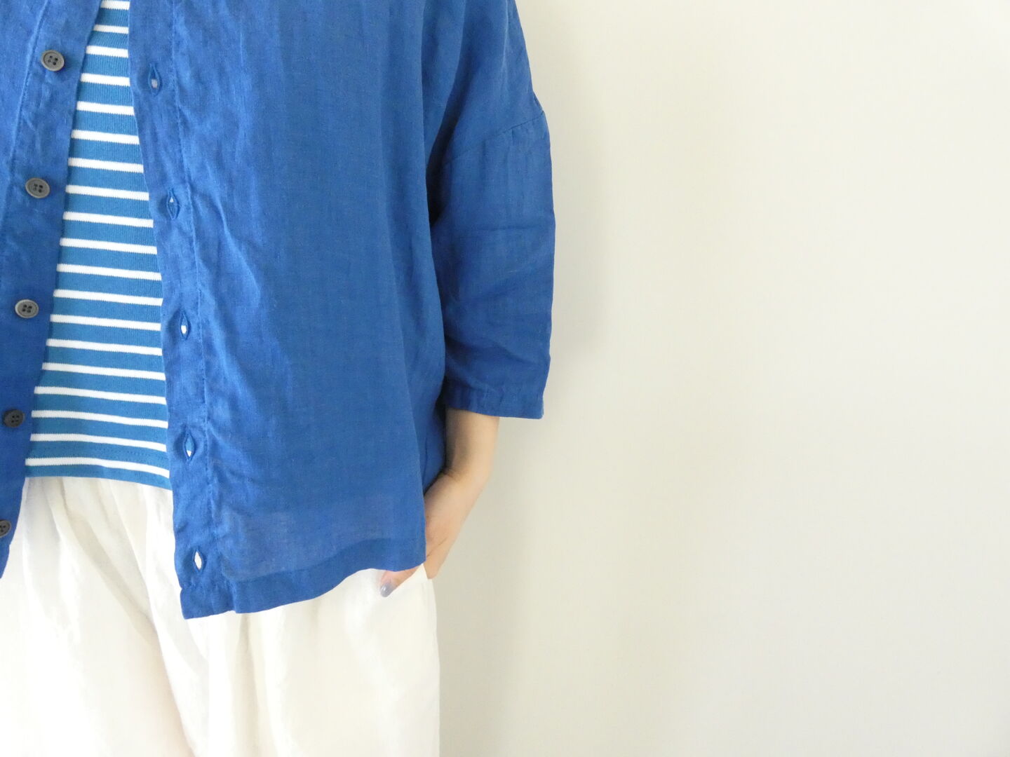 NARU 60フレンチリネンワイドブラウスの商品画像5