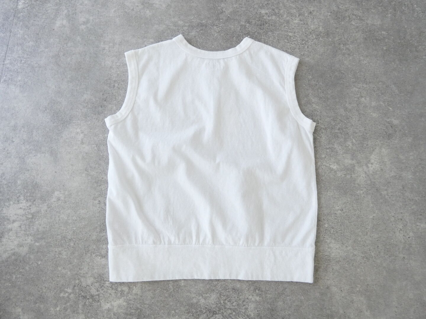 grin(グリン) マナプール天竺スリーブレスプルオーバーの商品画像57