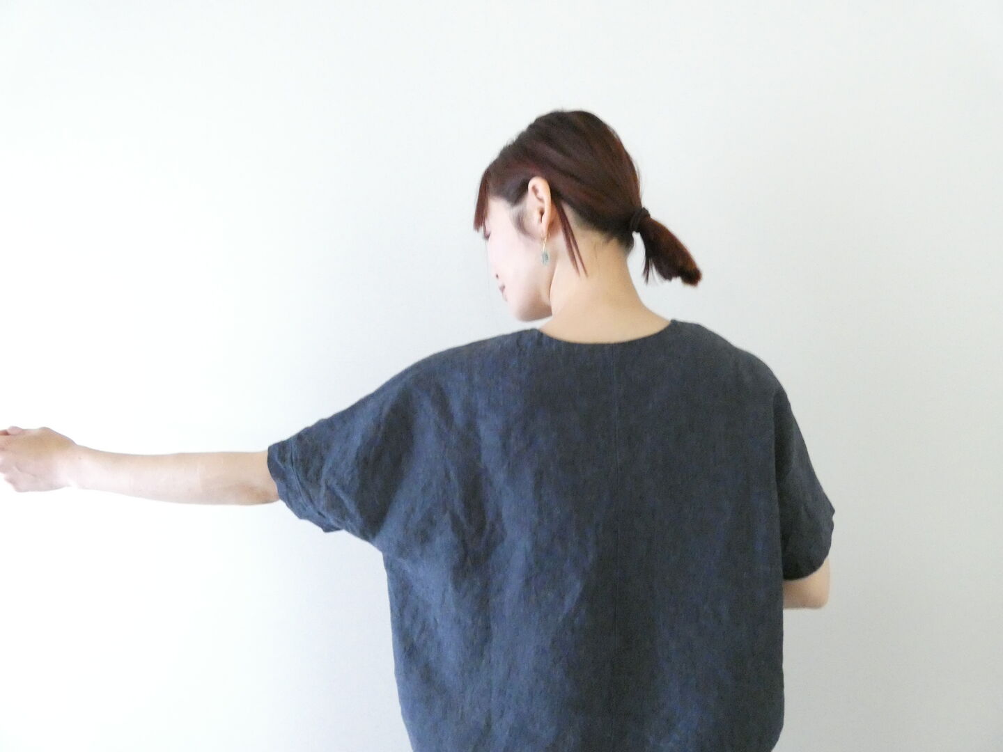 evam eva(エヴァムエヴァ) linen tuck pullover　リネンタックプルオーバーの商品画像7