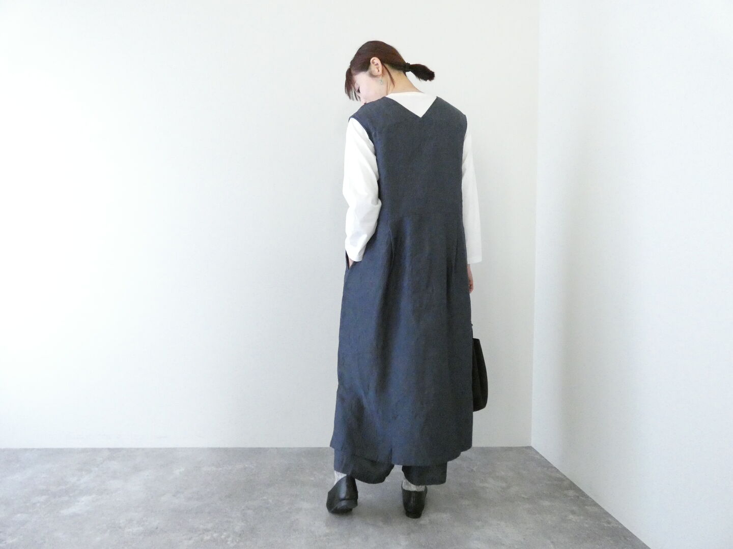 evam eva(エヴァムエヴァ) linen sleeveless one-piece　リネンスリーブレスワンピースの商品画像2