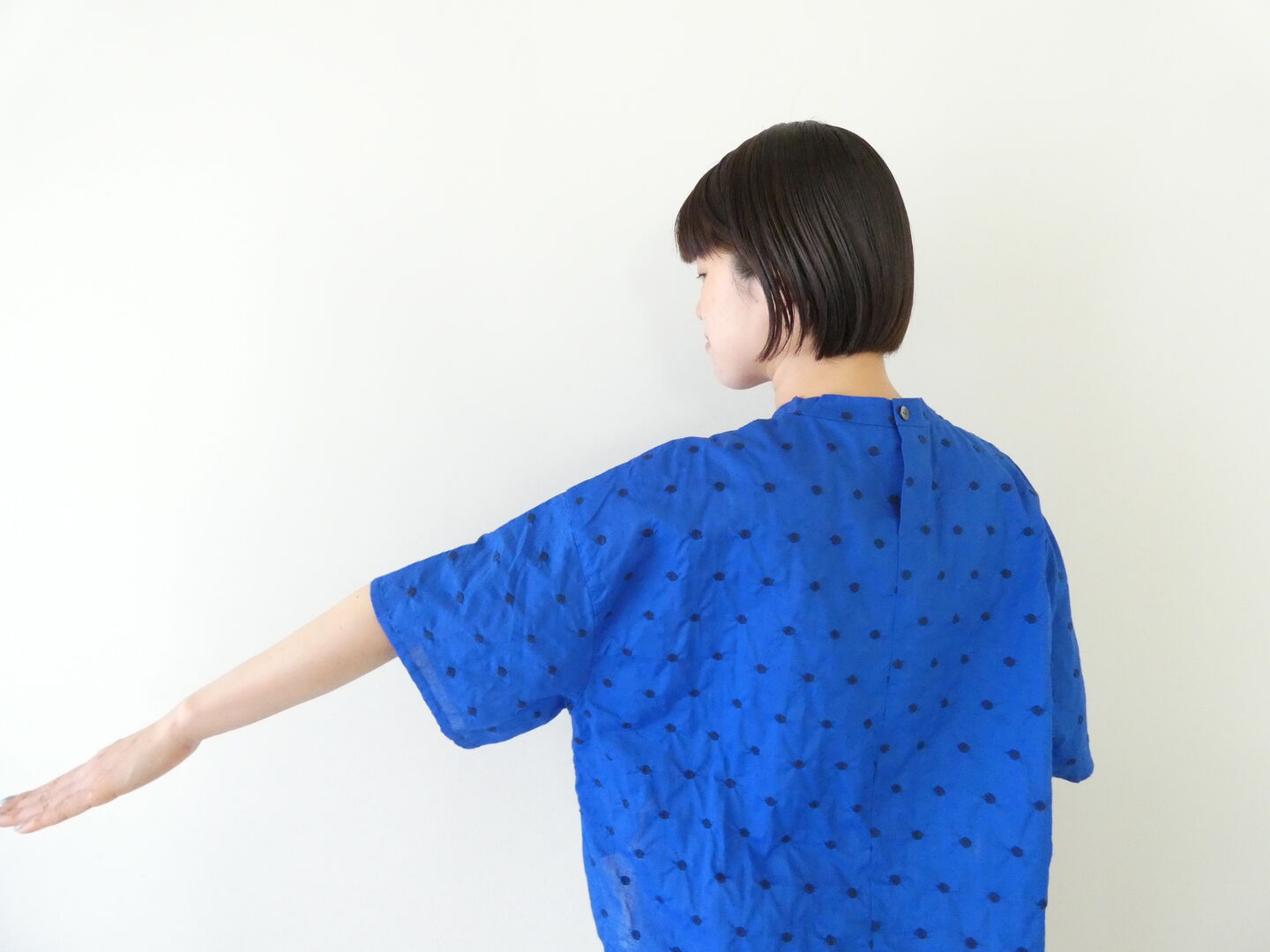 MidiUmi(ミディウミ) ドットワイドシャツプルオーバーの商品画像6