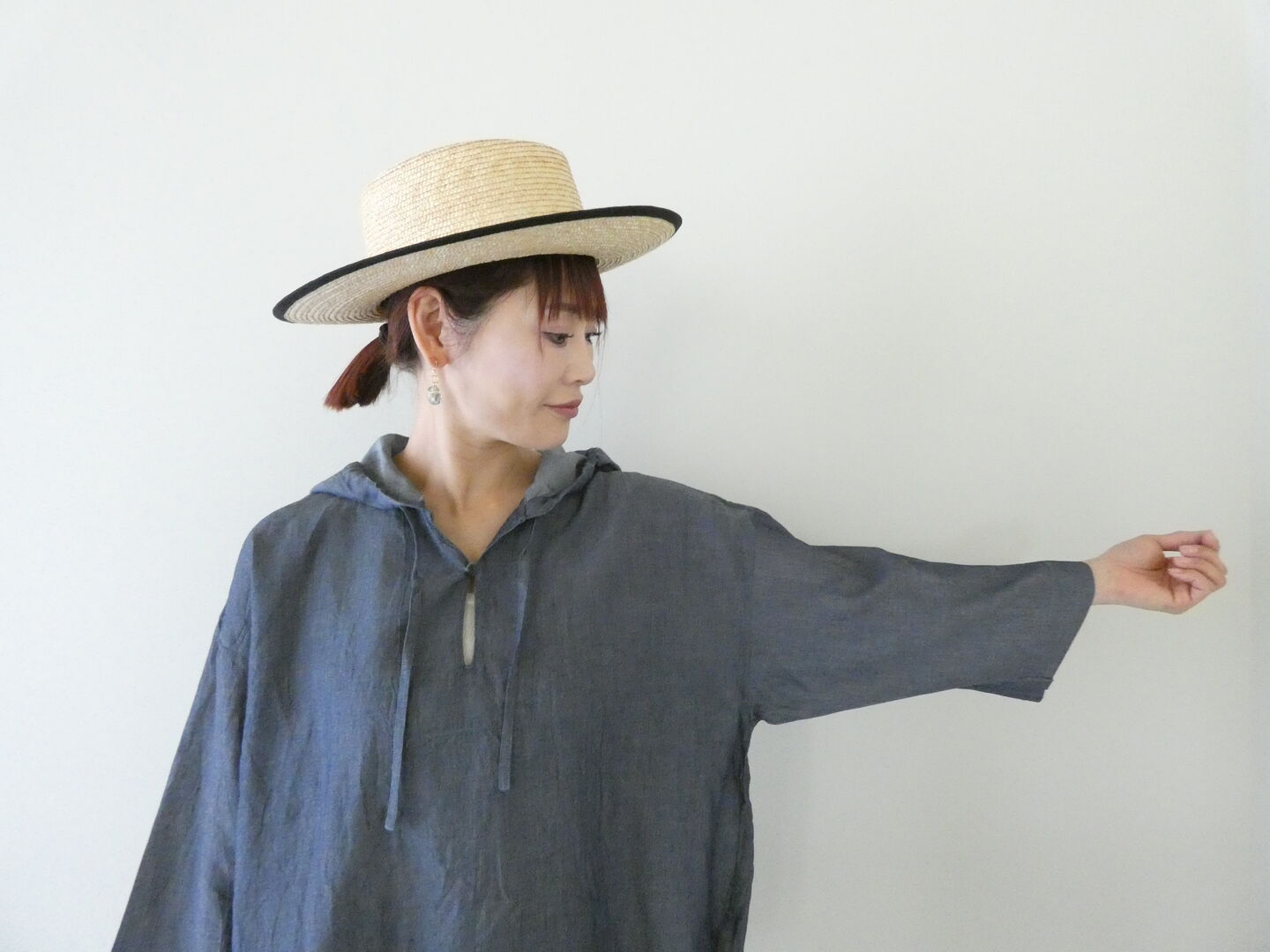 prit(プリット) インディゴシアーデニムフードプルオーバーシャツの商品画像5