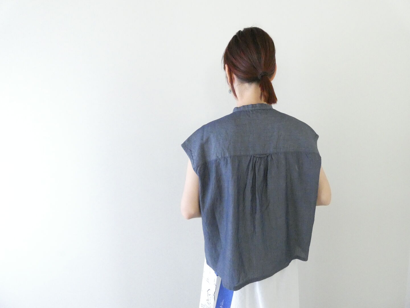 prit(プリット) インディゴシアーデニムスリーブレススタンドカラーシャツの商品画像8