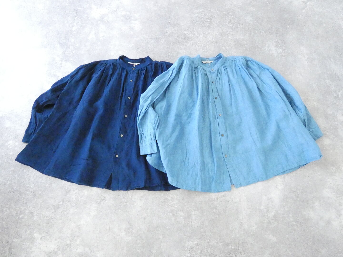 ichiAntiquite's(イチアンティークス) インディゴギャザーシャツの商品画像10