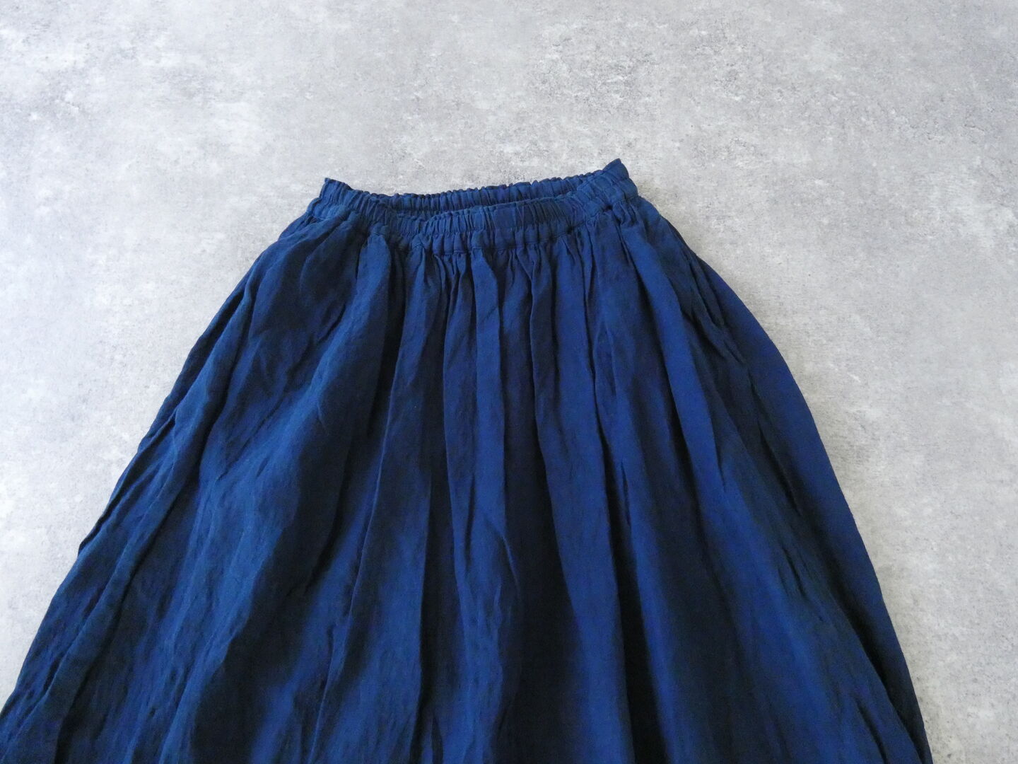 ichiAntiquite's(イチアンティークス) インディゴギャザースカートの商品画像21