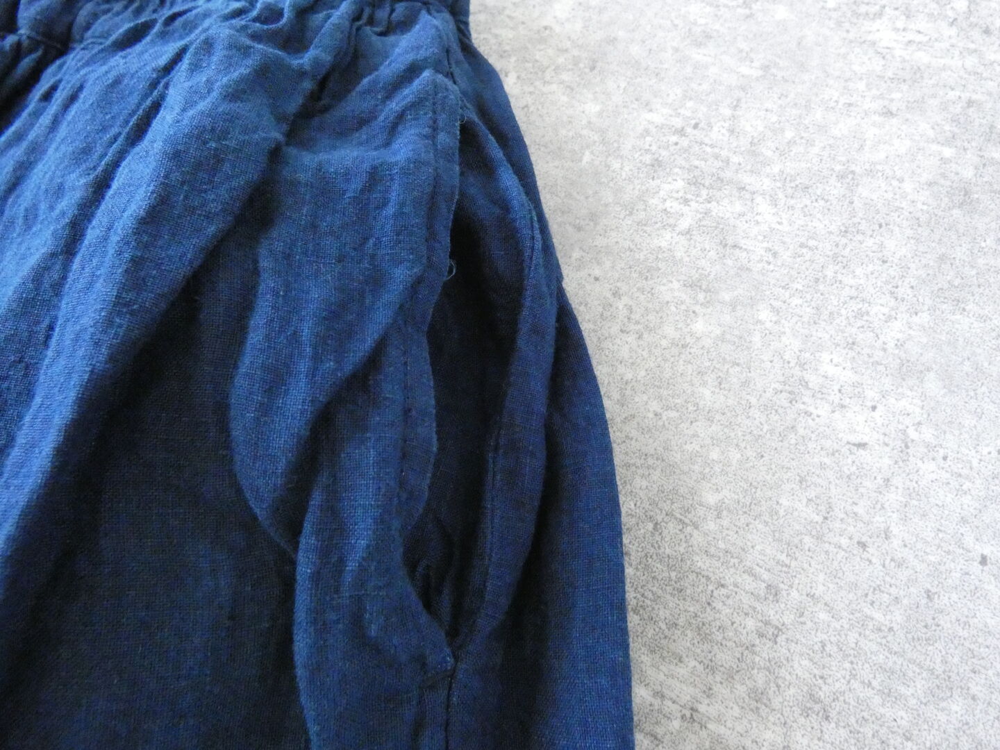 ichiAntiquite's(イチアンティークス) インディゴギャザースカートの商品画像22