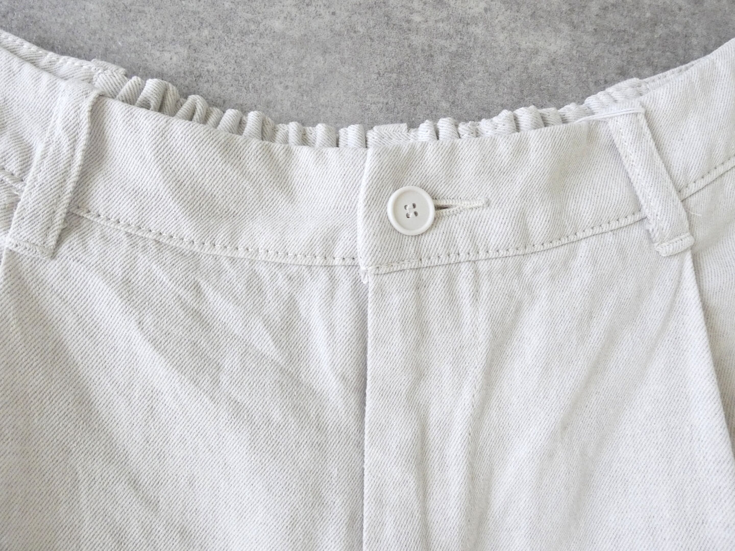 yuni(ユニ イズ ライク ア フラワー トゥー ミー) Cotton Linen denim back gum パンツの商品画像44