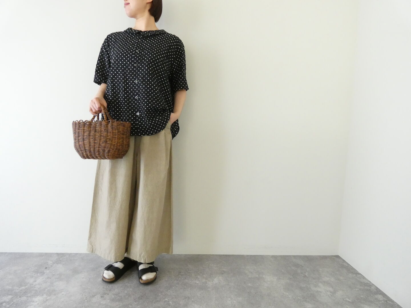 NARU 80ローンリップルシンプルドット ワイドカラーシャツの商品画像2