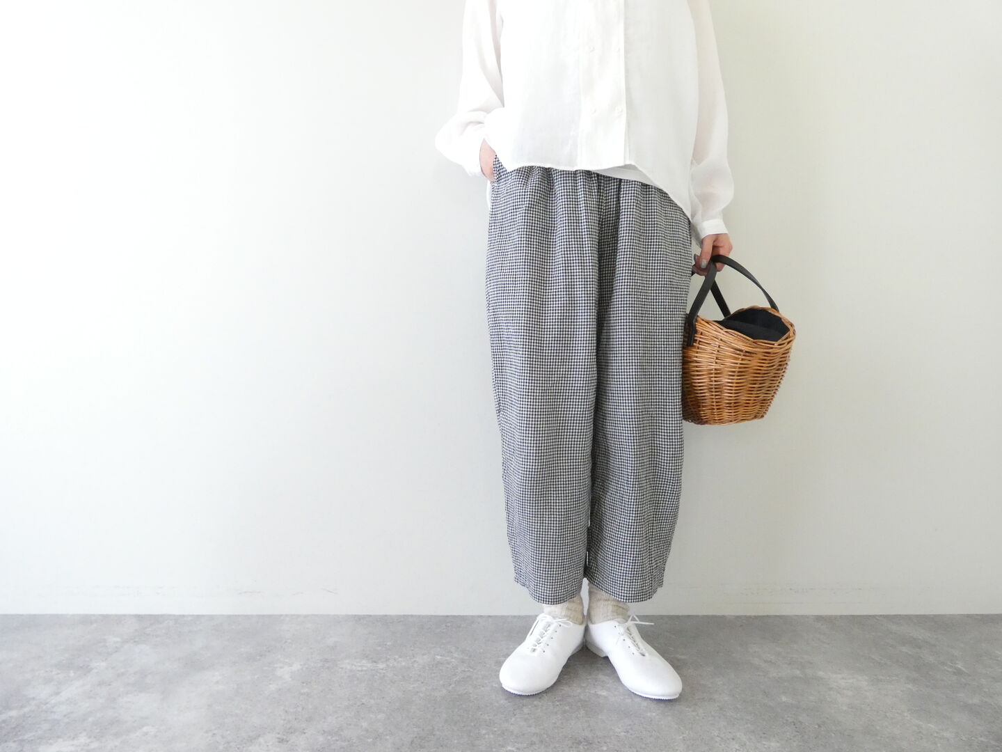 NARU オーガニックコットンチェックエッグパンツの商品画像1